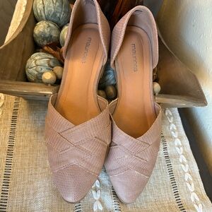 Maurice's size 7 tan flats